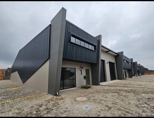 279M² FACTORY TO LET IN ANDERBOLT